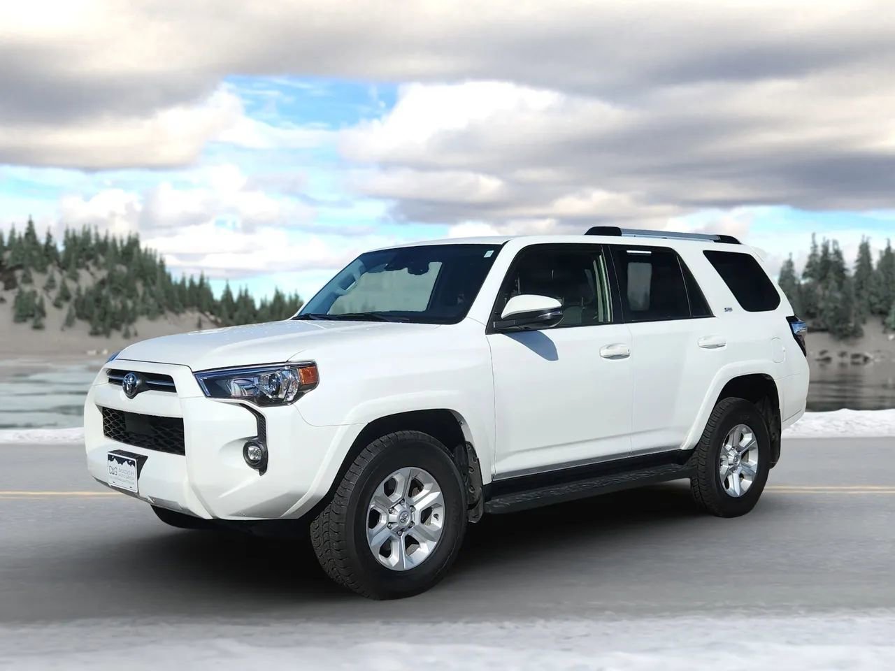 Used 2024 Toyota 4Runner SR5 Premium image 1