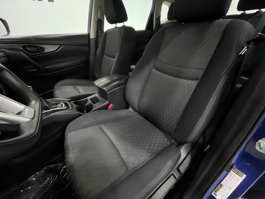 Used 2019 Nissan Rogue S image 12