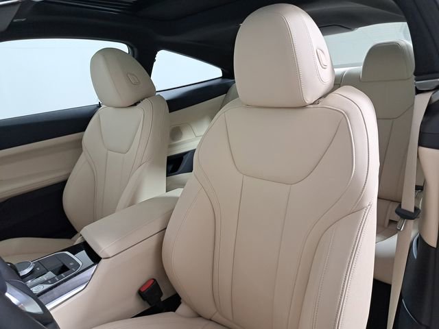 Used 2021 BMW 430i Coupe w/ Convenience Package image 16