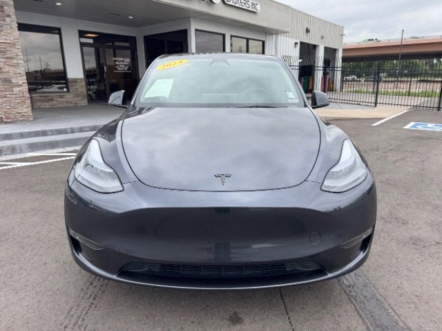 Used 2024 Tesla Model Y Performance image 2