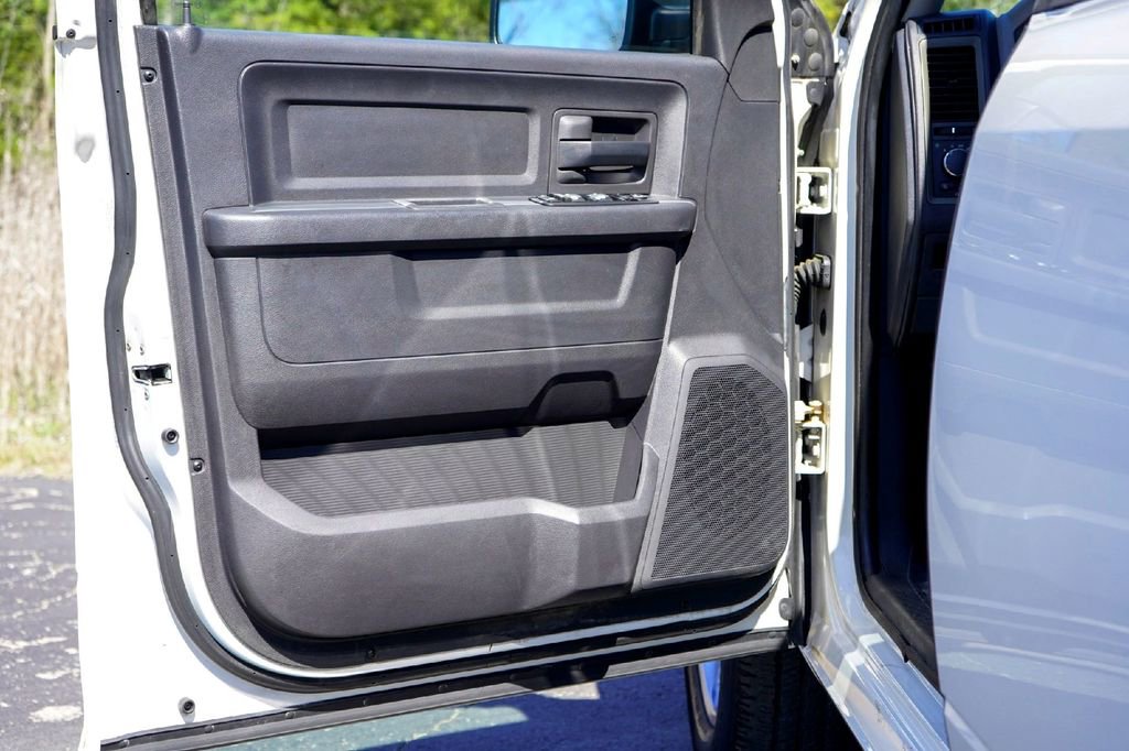 Used 2009 Dodge Ram 1500 Truck ST w/ ST Popular Equipment Group image 17