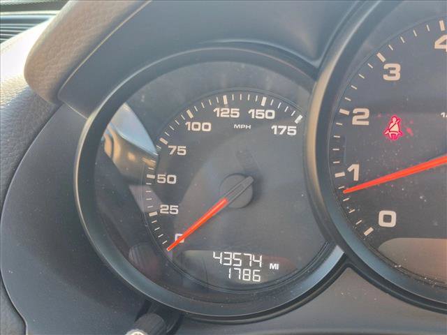 Used 2015 Porsche Boxster RWD image 10