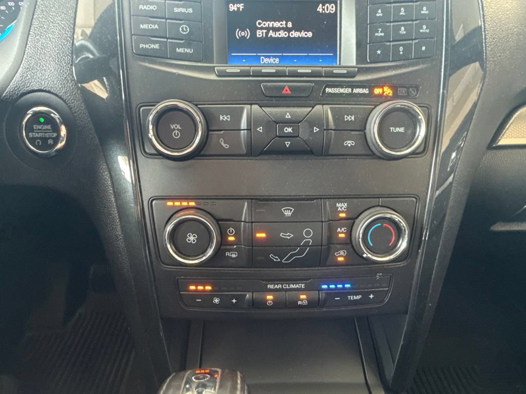 Used 2018 Ford Explorer XLT AWD/4WD image 23