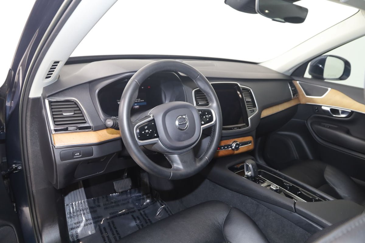 Used 2023 Volvo XC90 B6 Plus w/ Protection Package Premier AWD/4WD image 28