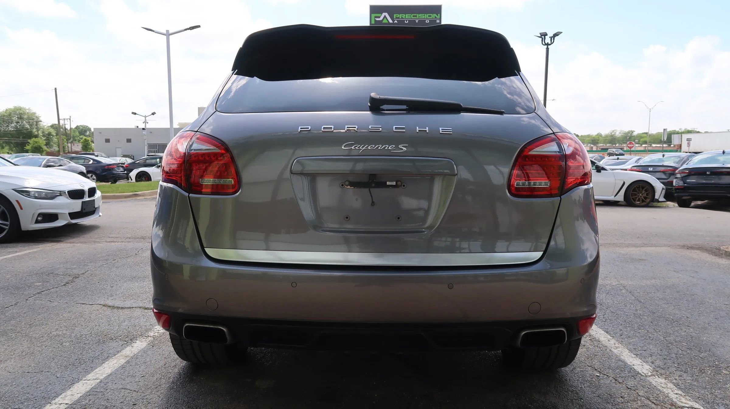 Used 2011 Porsche Cayenne S AWD/4WD image 9