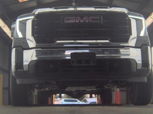 Used 2024 GMC Sierra 2500 Pro image 3