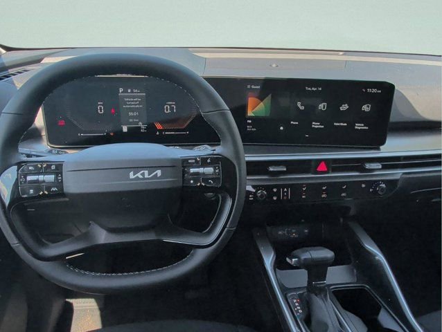 New 2026 Kia Sorento LX FWD image 16
