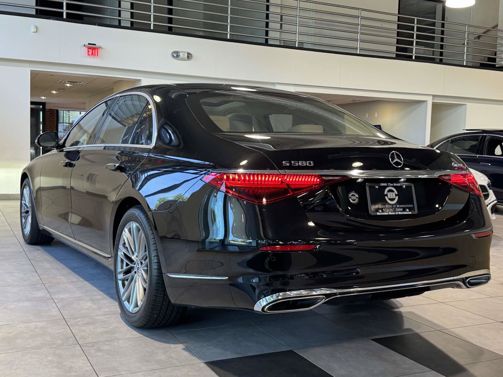 Certified 2023 Mercedes-Benz S 580 4MATIC Sedan image 4