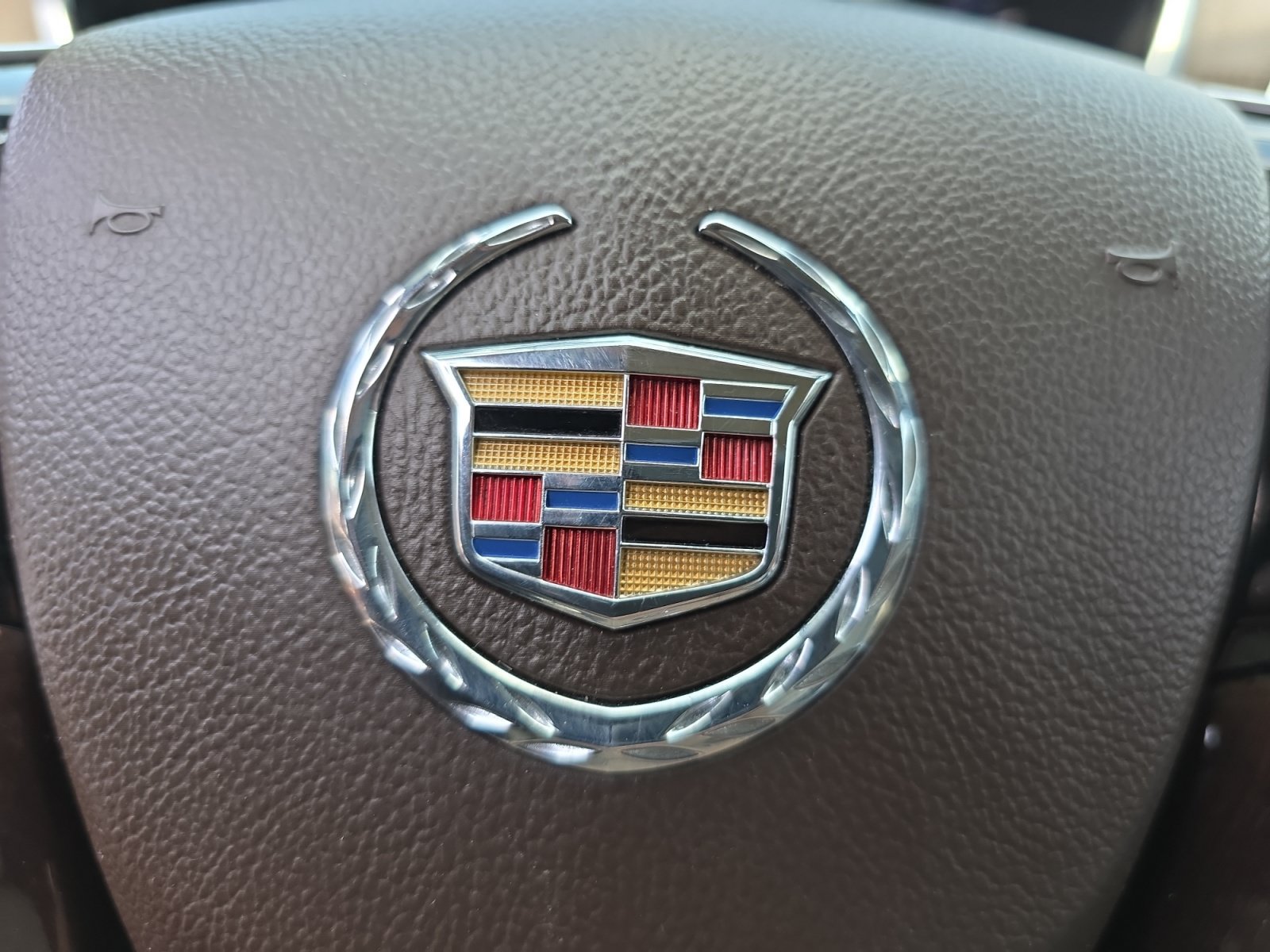Used 2014 Cadillac SRX Premium AWD/4WD image 32