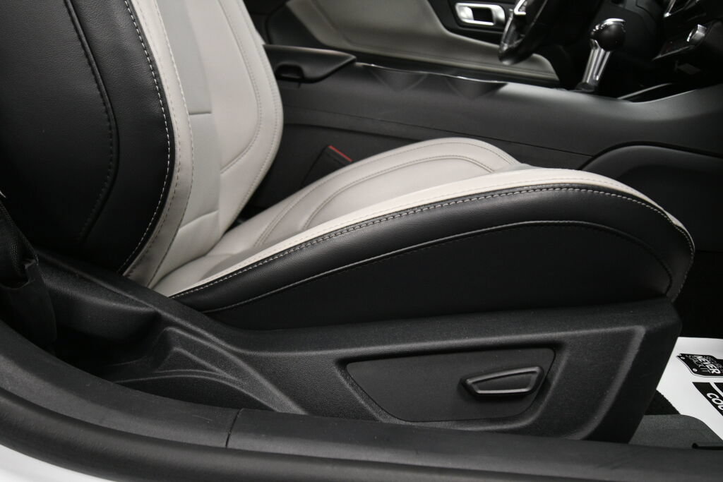Used 2024 Ford Mustang Premium RWD image 22