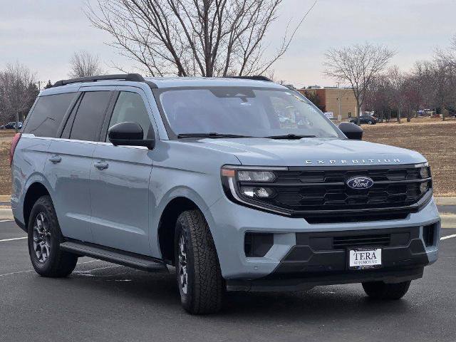 Certified 2025 Ford Expedition Active image 5