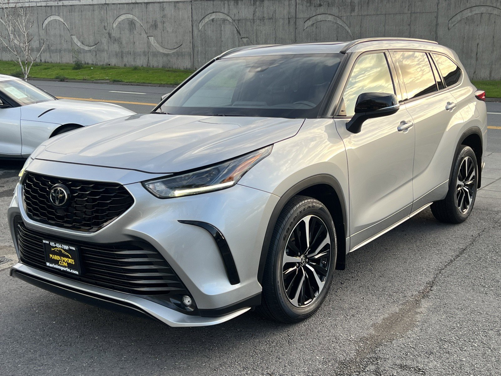 Used 2021 Toyota Highlander XSE image 9