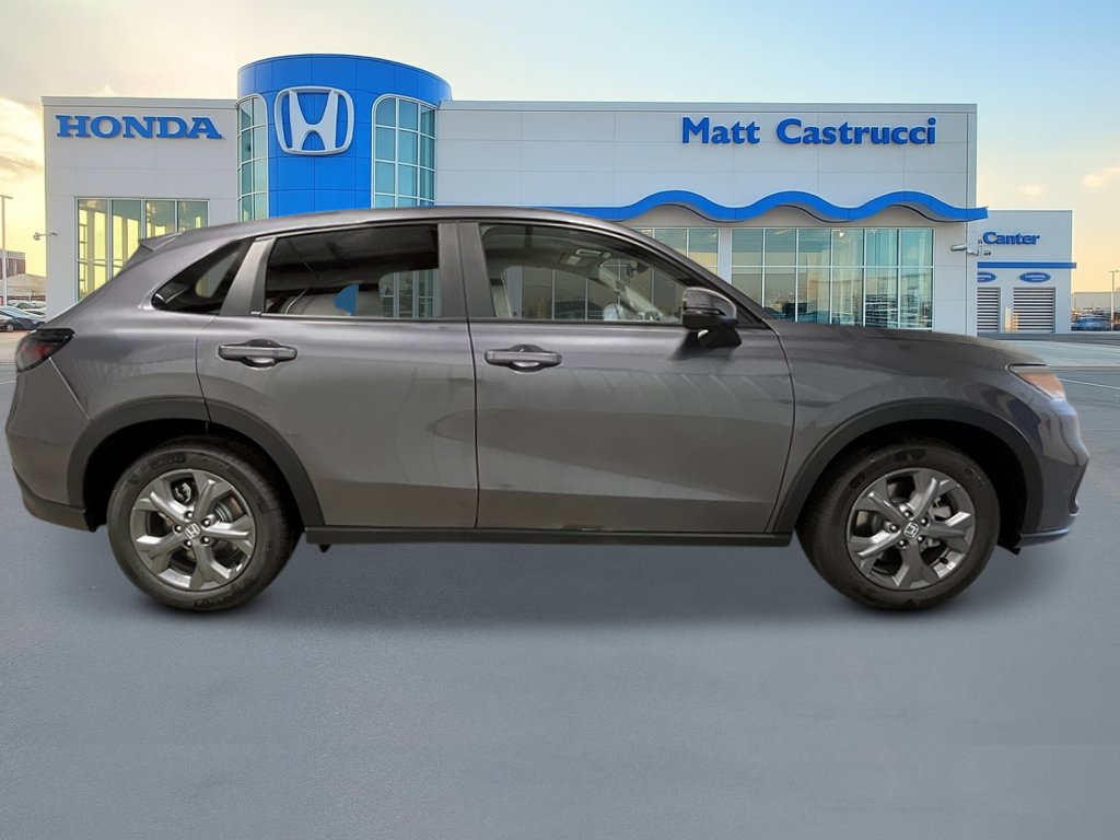 Used 2026 Honda HR-V LX image 2