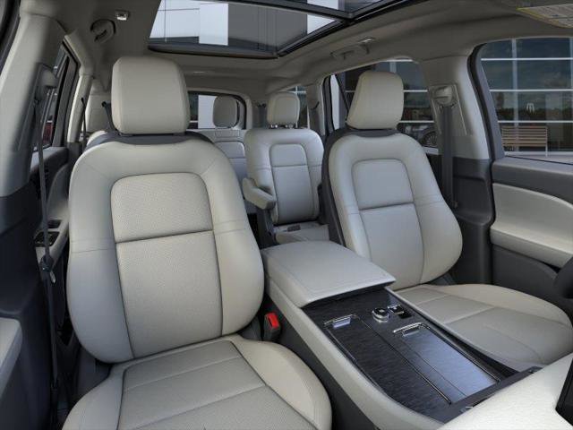 New 2026 Lincoln Aviator AWD w/ Jet Appearance Package image 10