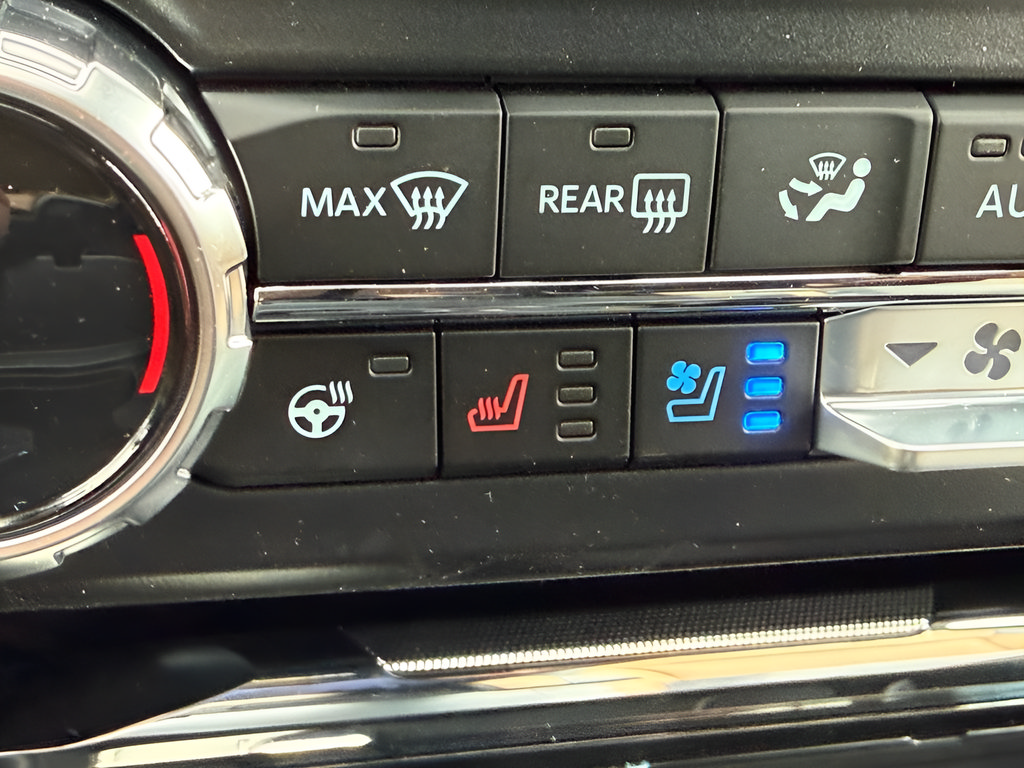New 2026 Ford F350 Lariat w/ Lariat Ultimate Package AWD/4WD image 15