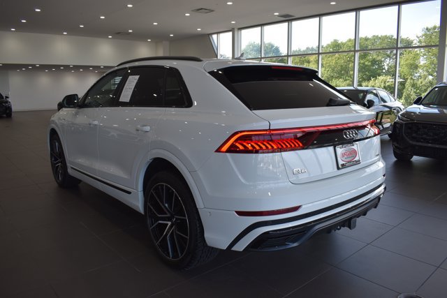 Used 2020 Audi Q8 Prestige AWD/4WD image 5