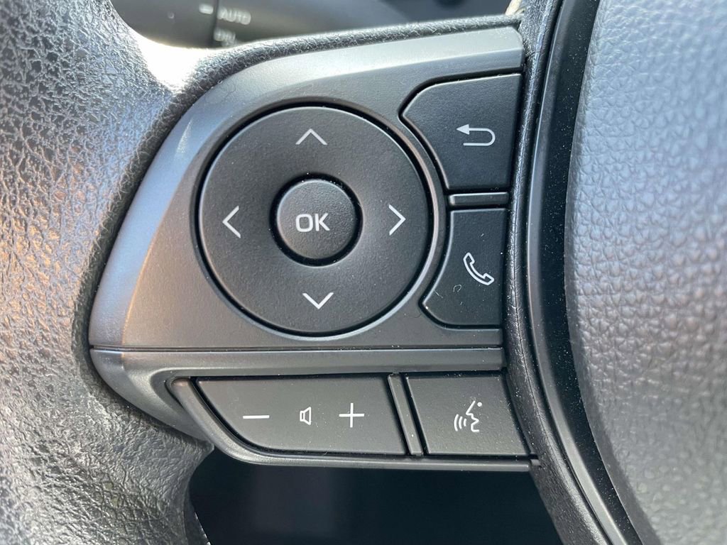 Used 2023 Toyota Corolla LE image 29