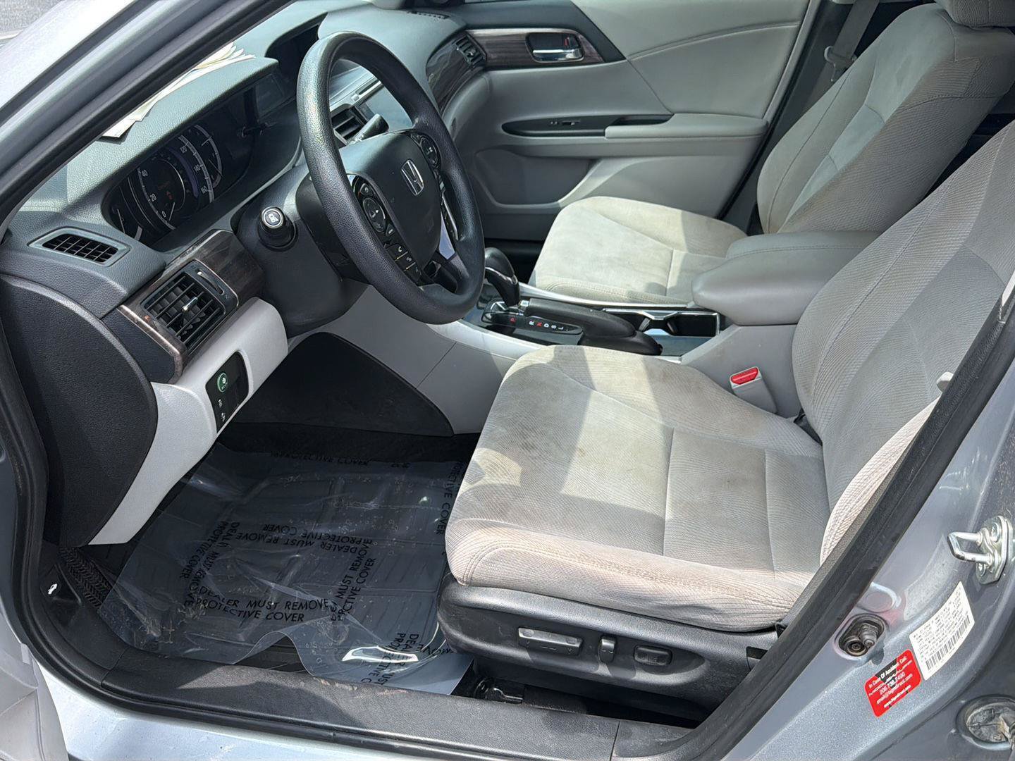 Used 2016 Honda Accord EX image 10