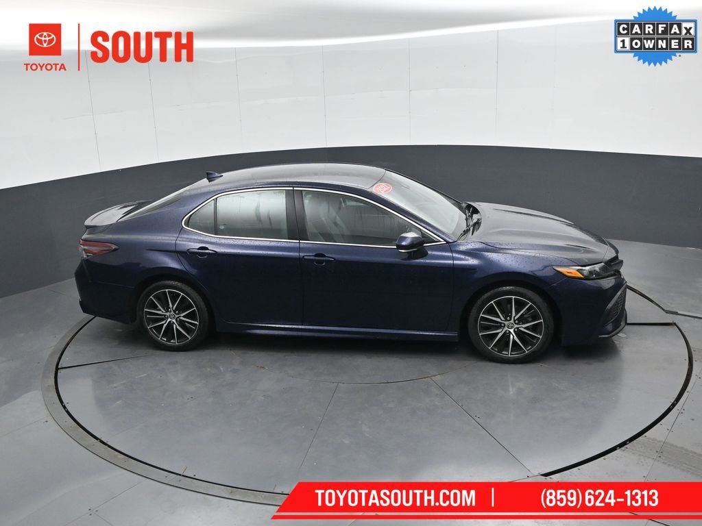 Used 2021 Toyota Camry SE w/ Convenience Package image 45