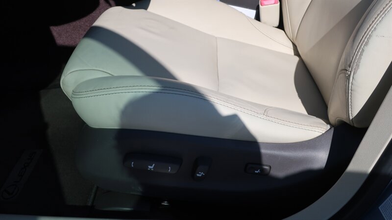 Used 2012 Lexus IS 250 RWD image 13
