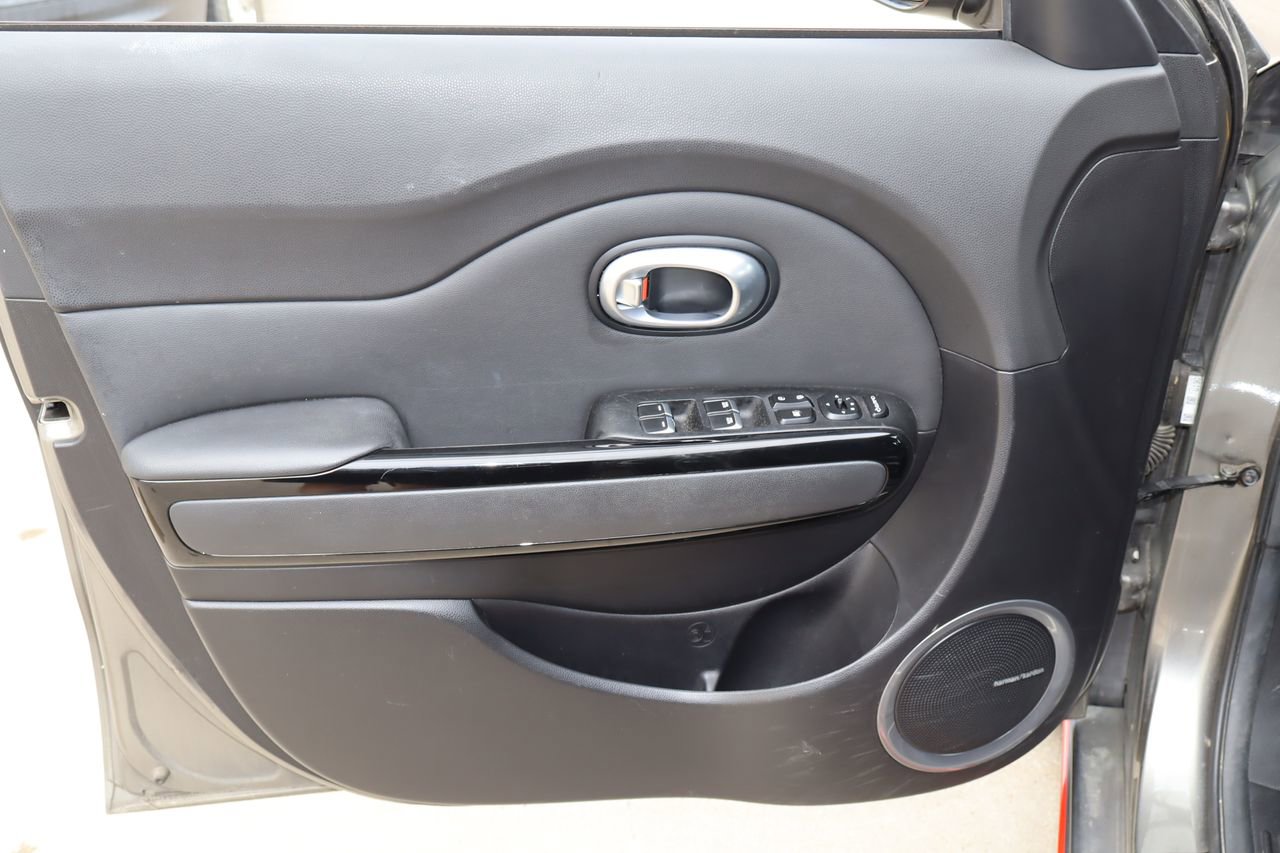 Used 2018 Kia Soul ! w/ Tech Package FWD image 20