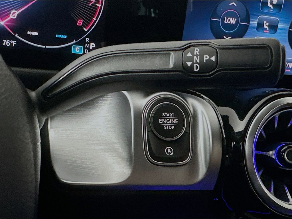 New 2026 Mercedes-Benz GLB 250 image 16