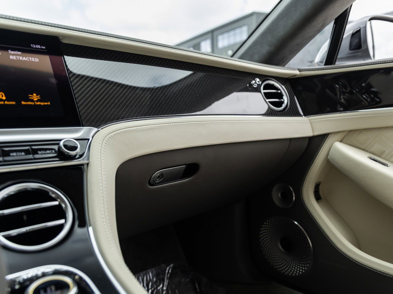 Used 2022 Bentley Continental GT image 35