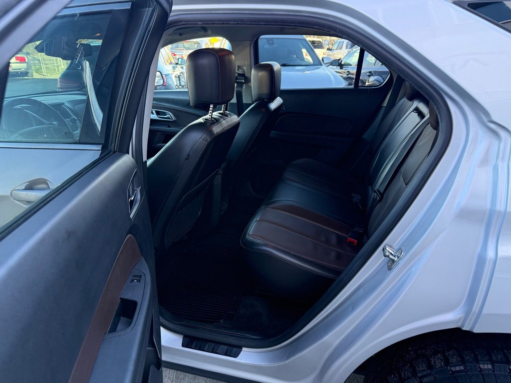 Used 2012 Chevrolet Equinox LT image 12
