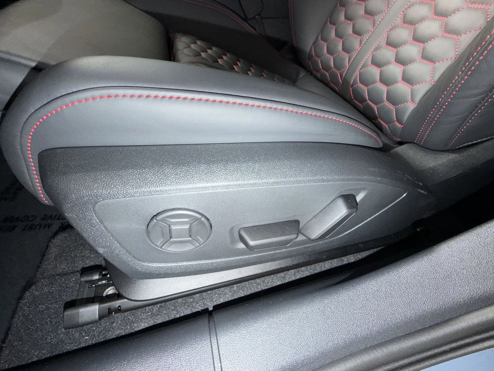 Used 2025 Audi RS 3 image 14