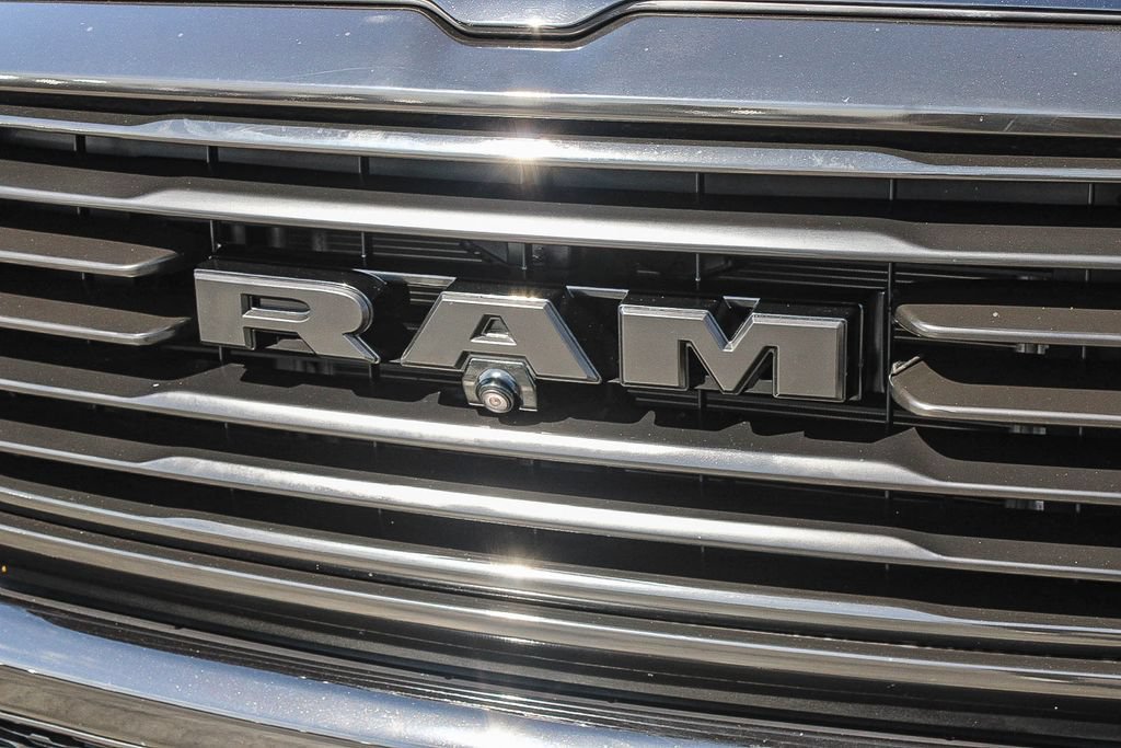Used 2023 RAM 1500 Limited AWD/4WD image 6