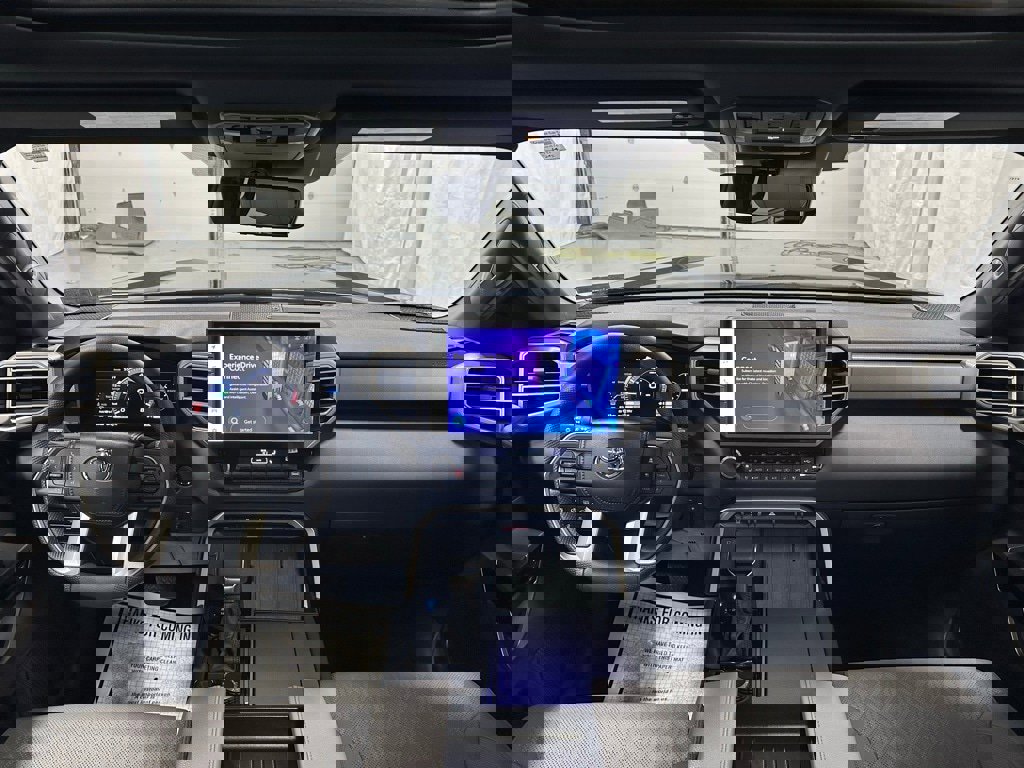 Used 2025 Toyota Sequoia Limited image 42