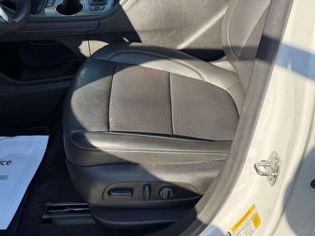 Used 2023 GMC Acadia SLT image 19