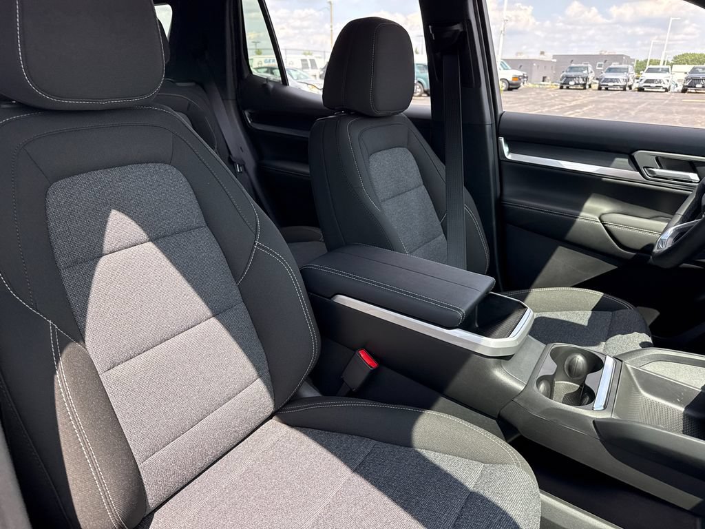 New 2027 GMC Terrain Elevation w/ Technology Package II AWD/4WD image 35