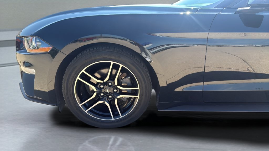 Used 2020 Ford Mustang Coupe w/ Equipment Group 101A RWD image 20