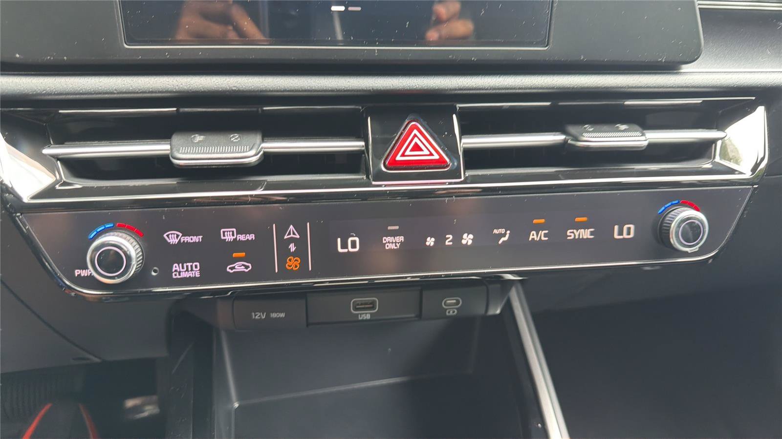 New 2026 Kia Niro LX FWD image 18