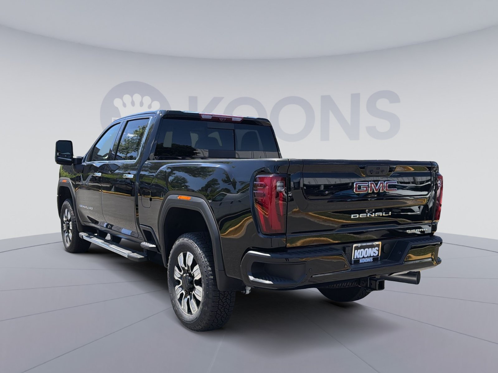 New 2026 GMC Sierra 2500 Denali w/ Denali Reserve Package AWD/4WD image 4