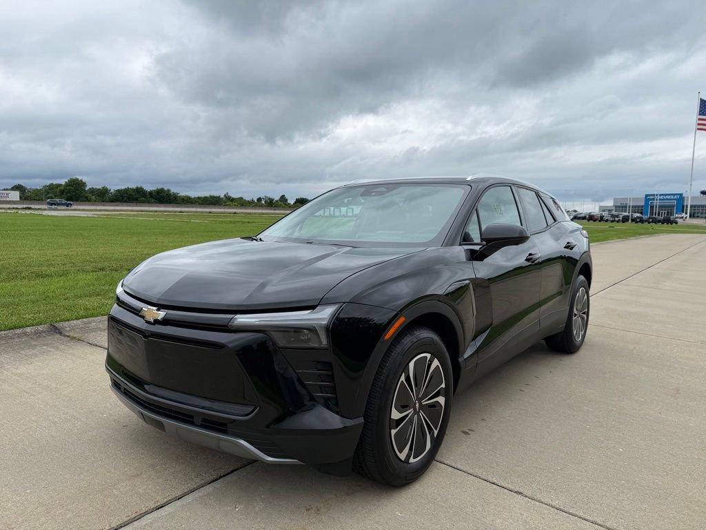 Used 2025 Chevrolet Blazer EV LT AWD/4WD image 10