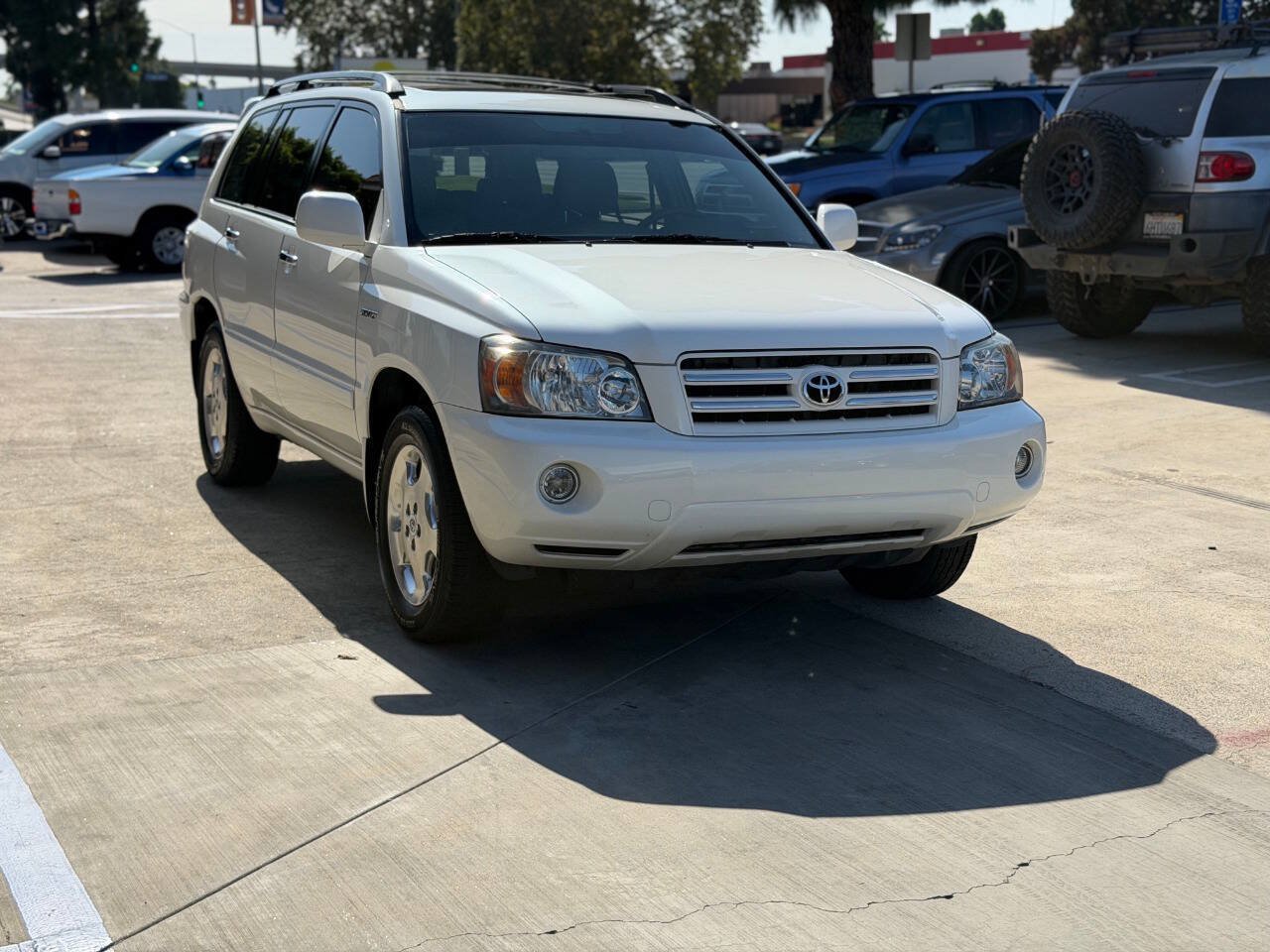 Used 2006 Toyota Highlander Sport w/ Towing Prep Pkg FWD image 4