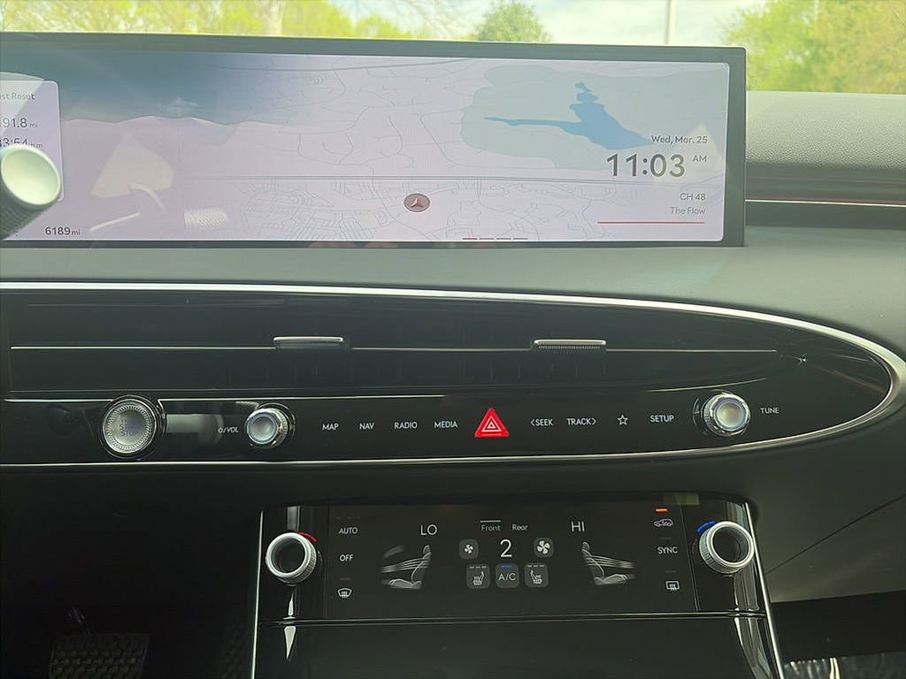 Used 2026 Genesis GV70 2.5T image 8