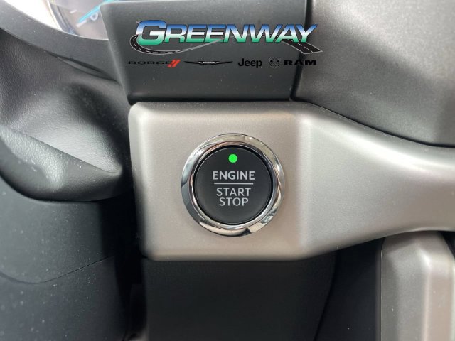 Used 2024 Ford Expedition XLT AWD/4WD image 36