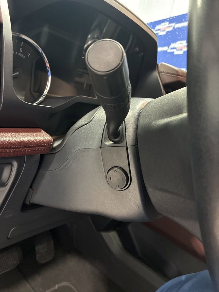 Used 2024 Ford Expedition Limited image 21