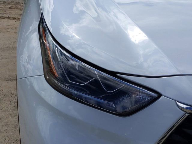Used 2020 Toyota Highlander Limited FWD image 10