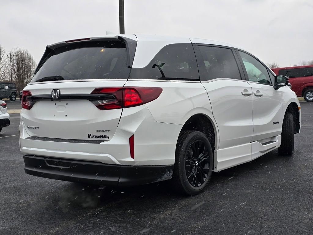 Used 2025 Honda Odyssey Sport-L image 19