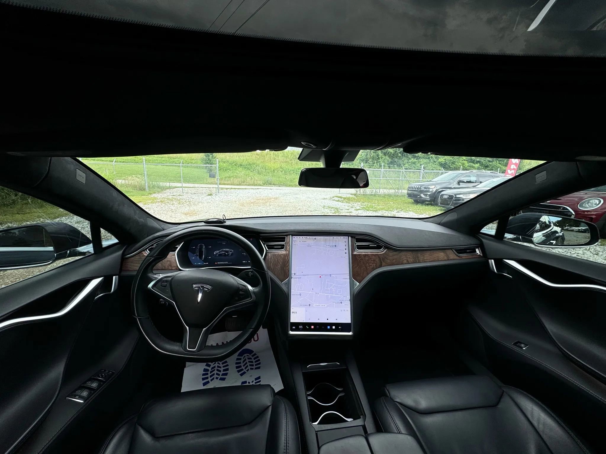 Used 2017 Tesla Model S 75 image 9