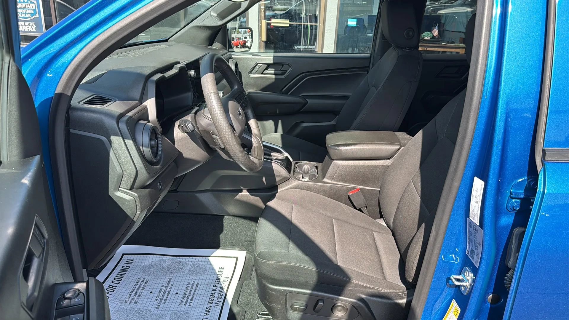 Used 2023 Chevrolet Colorado Trail Boss image 6