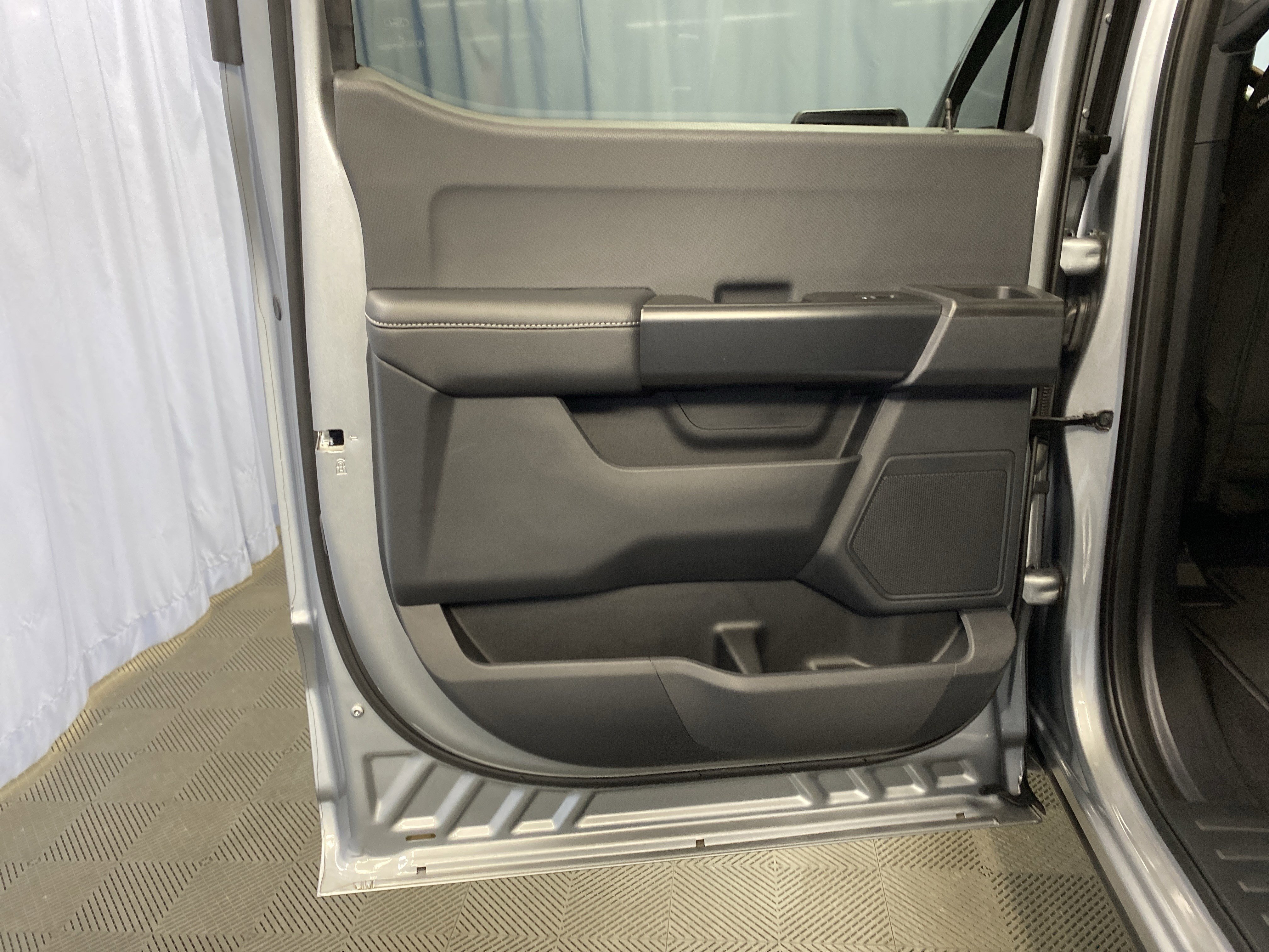 Used 2024 Ford F150 STX image 25