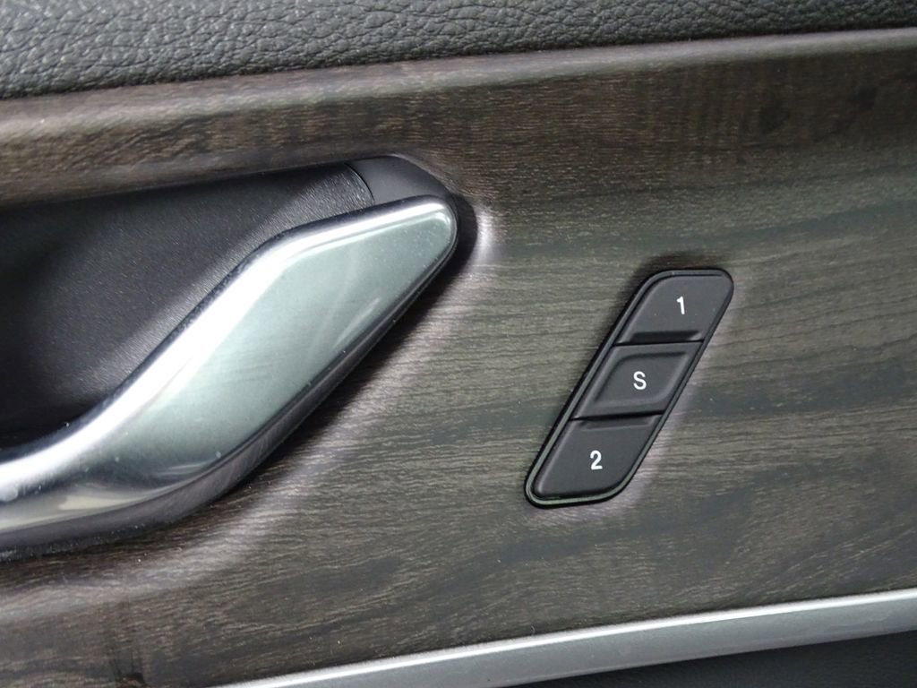 New 2025 Jeep Grand Cherokee L Limited image 22