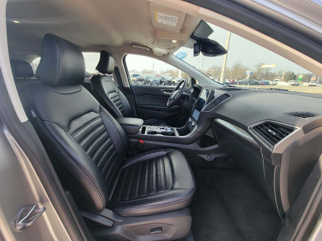 Used 2024 Ford Edge SEL image 33