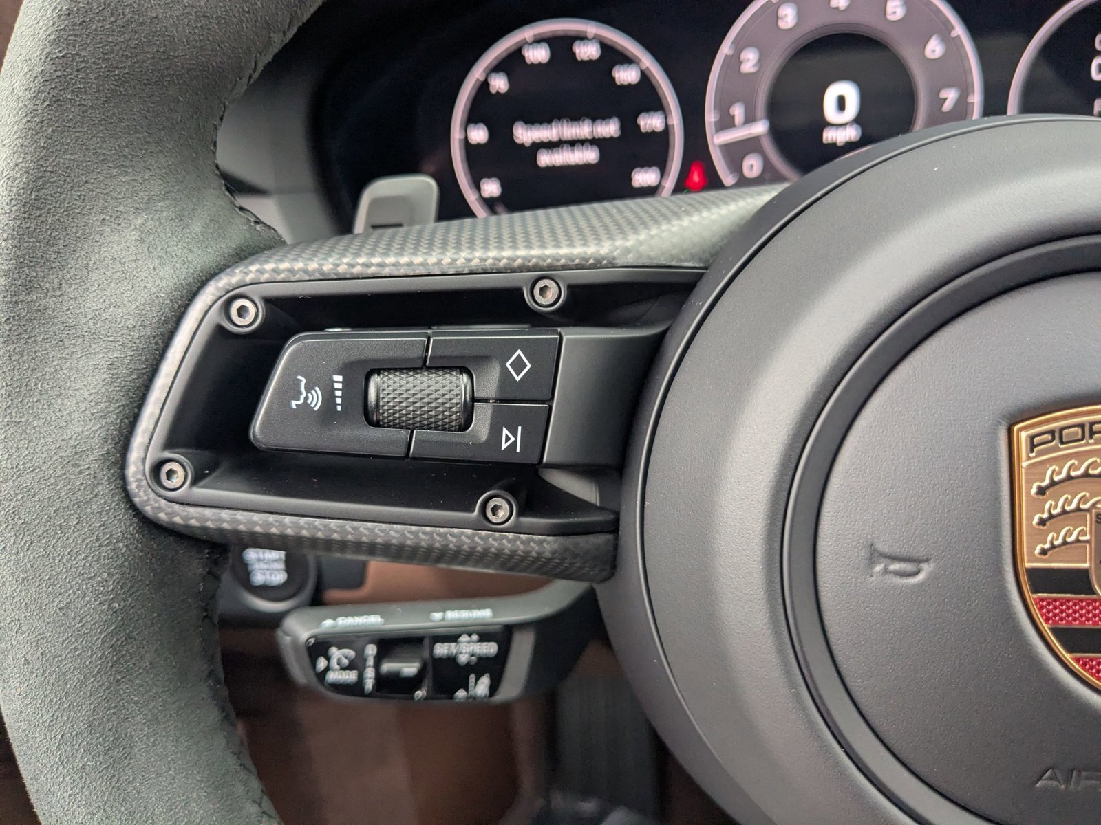 Used 2025 Porsche 911 Carrera S image 18