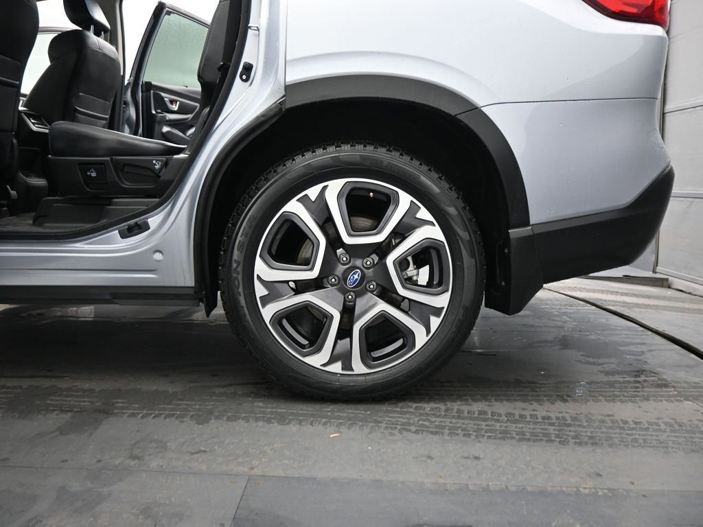 Used 2023 Subaru Ascent Limited w/ Technology Package AWD/4WD image 22